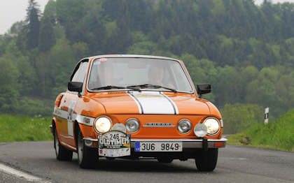 Deutsche Rallyemeister starten bei Wiesbaden Rallye 1 Skoda 110R