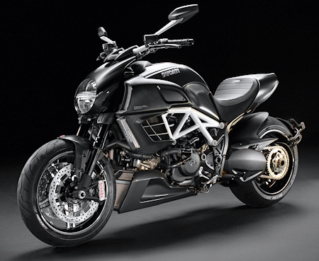 Ducati Diavel AMG Special Edition 1kl