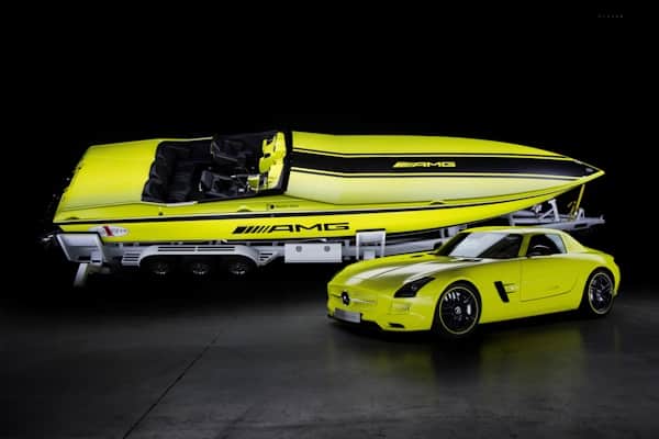 Concept Cigarette AMG Electric Drive Off shore Powerboot_1