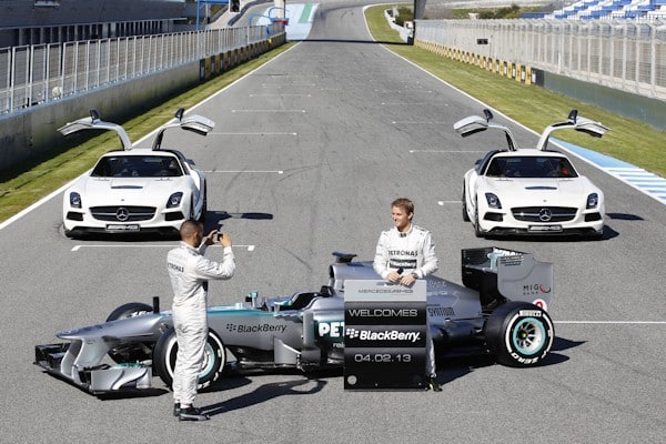 Mercedes F1 Silberpfeile 2013