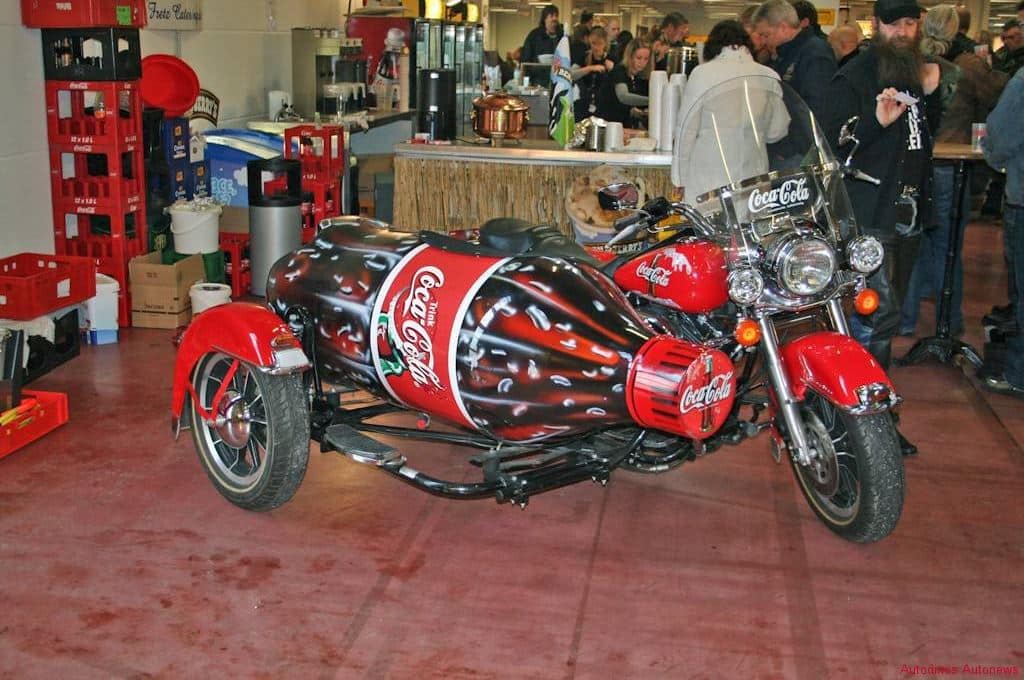 cola custom bike mit seitenwagen