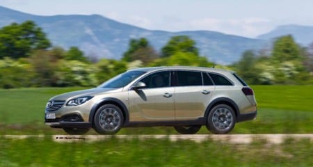 Opel-Insignia-Country-Tourer