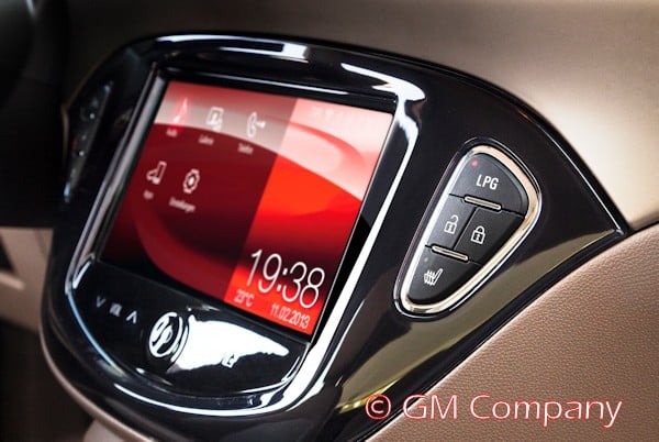 Opel ADAM IntelliLink-Infotainment-System