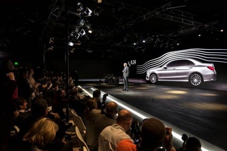 Dr. Dieter Zetsche, Vorstandsvorsitzender der Daimler AG und Leiter Mercedes-Benz Cars, bei der Weltpremiere der neuen C-Klasse in Detroit.