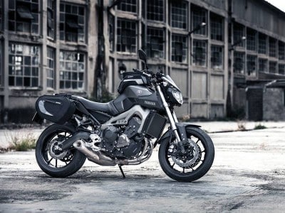 Yamaha MT-09 mit Original Zubehör