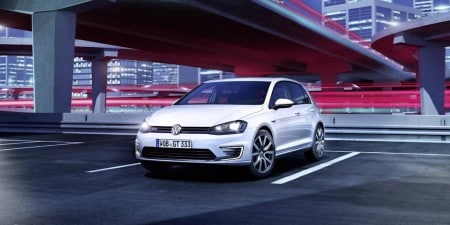 Golf GTE plug-in hybrid auf Genfer Autosalon 2 Volkswagen Golf GTE