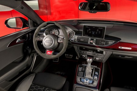 Innenraum des getunten Audi RS6-R Tuning by Abt Sportsline