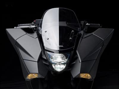 Honda NM4 Vultus