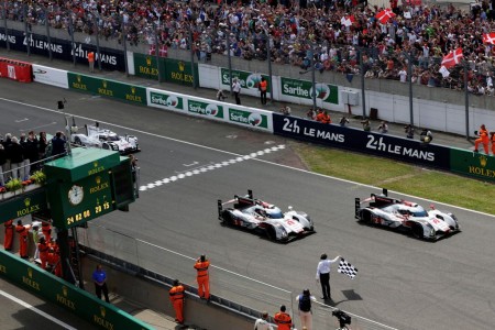 Le Mans: Audi besiegt Porsche und Toyota 1 Audi Doppelsieg in Le Mans