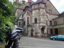 Schloss Ramholz mit Triumph Tiger