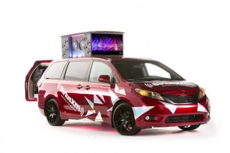 Toyota mit Freak Autos auf der SEMA 3 2014_SEMA_Toyota_Sienna