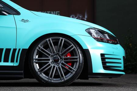 Bitte hübsch einpacken. VW Golf GTI MK7 voll foliert 6 vw-golf-gti-folierung tuning