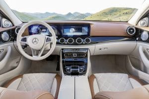 Mercedes-Benz E-Klasse Limousine (W 213) 2016 Mercedes-Benz E-Class Innenraum