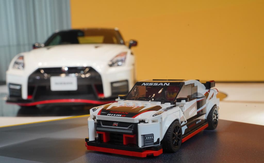 Lego Nissan GT R NISMO