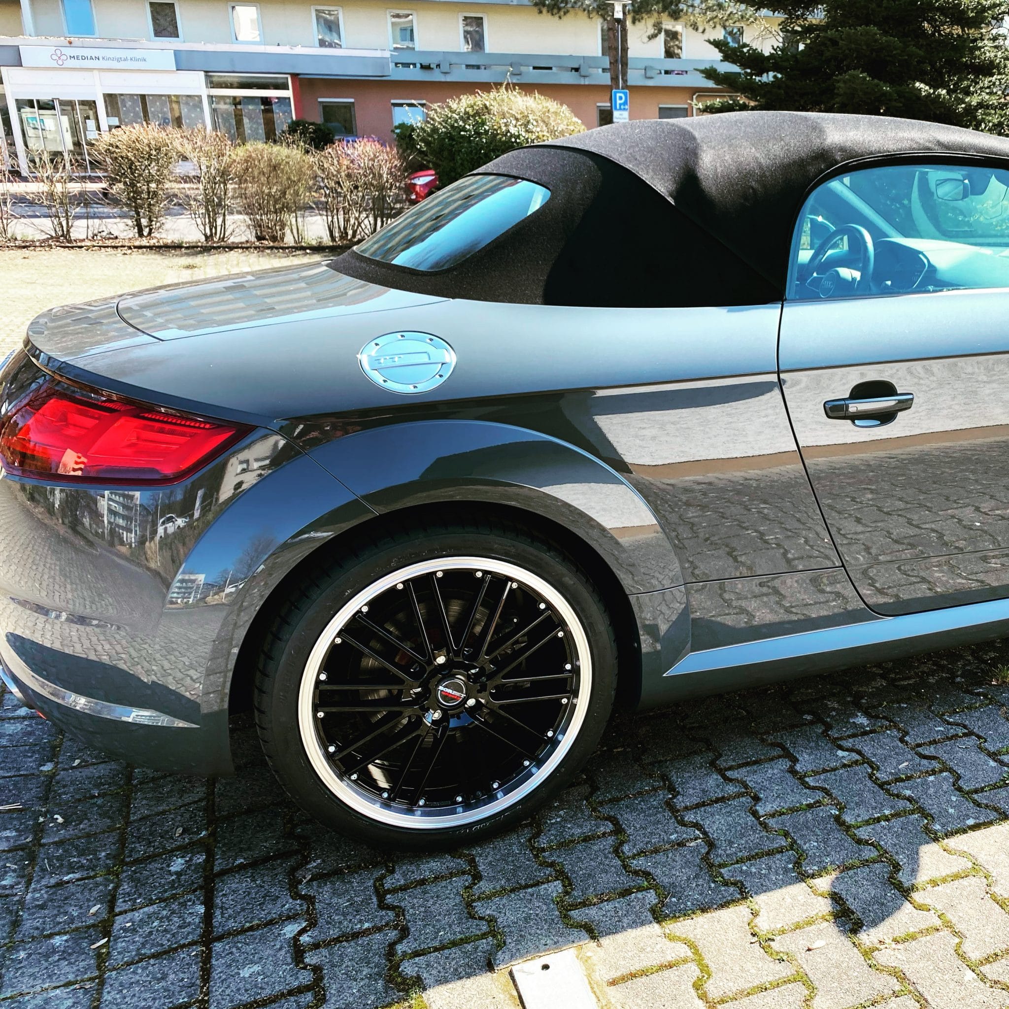 https://www.autodino.de/autonews/wp-content/uploads/2020/04/Audi-TT-Roadster-Felgen-Borbet-CW2-scaled.jpg
