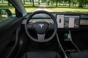 Tesla Model 3 Probefahrt Innenraum