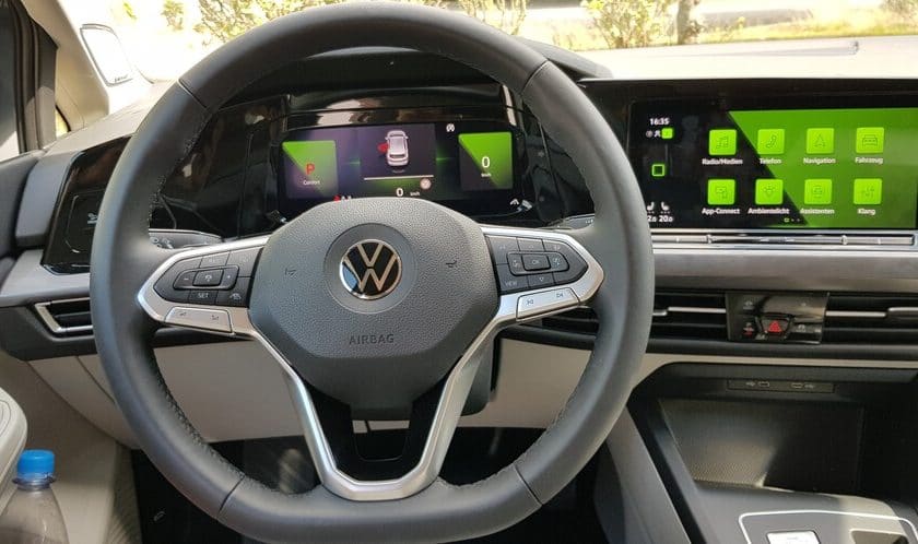 VW Golf 1.5 e-TSI Test Innenraum
