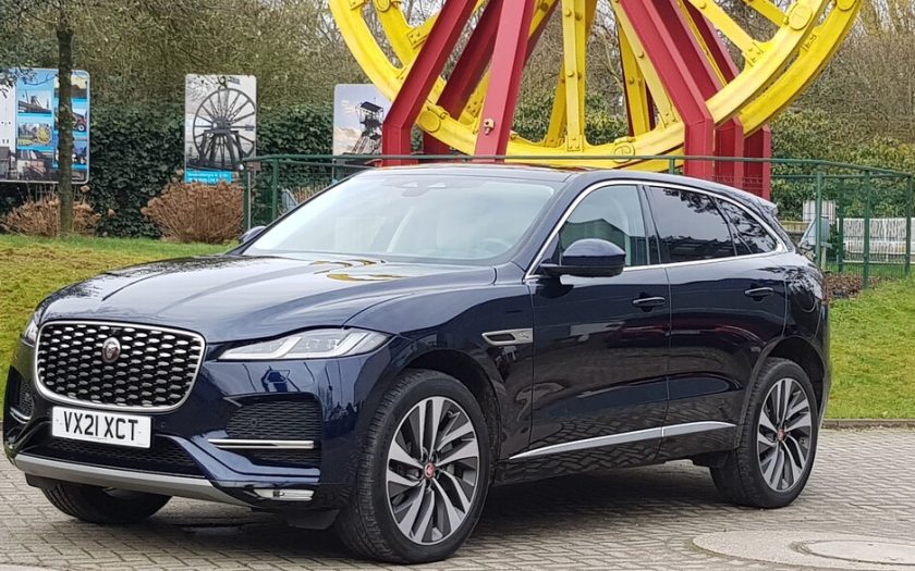 Jaguar F-Pace P400e AWD Test