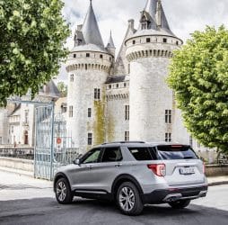 Ford Explorer Plug-in-Hybrid Test