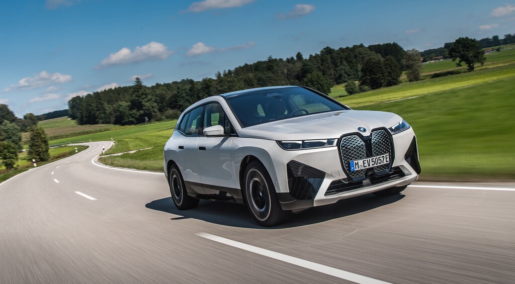 BMW IX Vorstellung AUTODINO