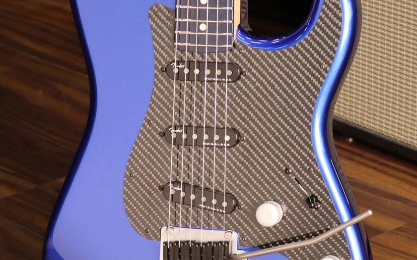 Fender Lexus LC Stratocaster