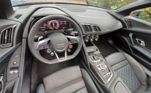 Audi R8 V10 Spyder Test