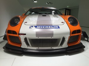 Hybrid Porsche GT3 R  