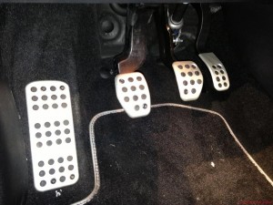 peugeot-208xy_innenraum10