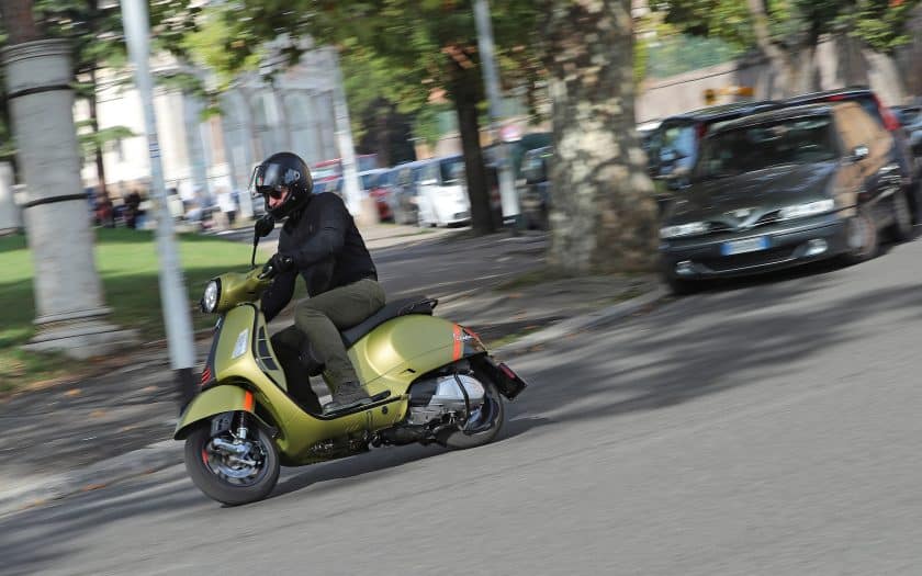 Vespa GTS 300 Super Sport.
