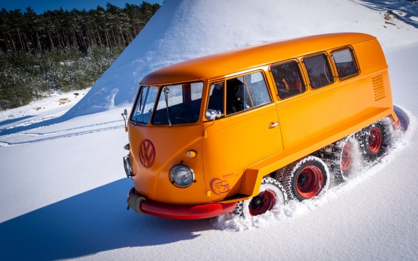 VW Bus Umbau -Half-Track Fox