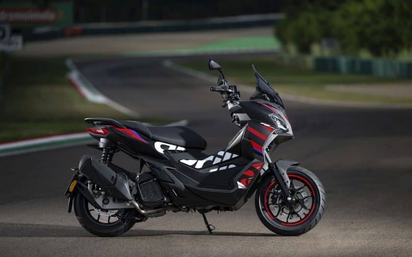 Aprilia SR GT