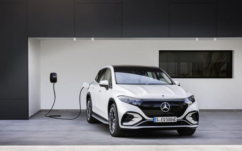 Mercedes Benz EQS 580 SUV5