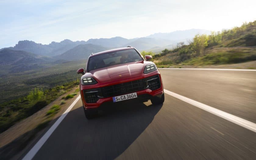 Porsche Cayenne GTS 1