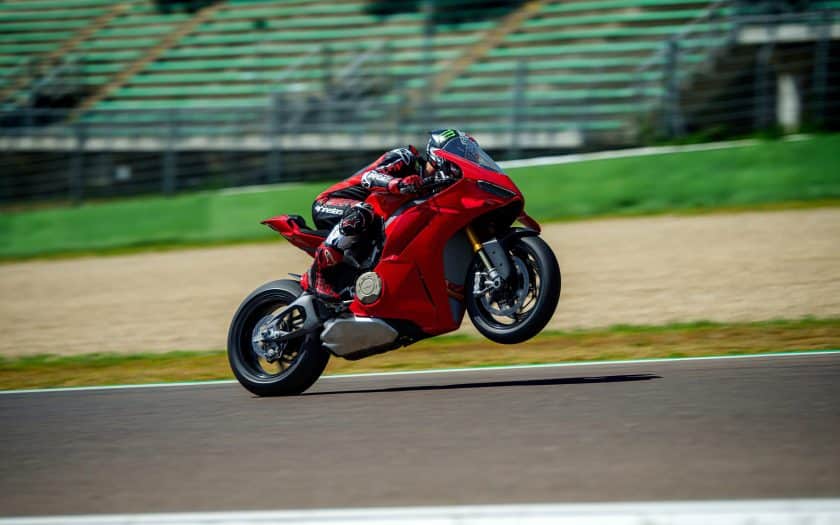 Ducati Panigale V4 2025