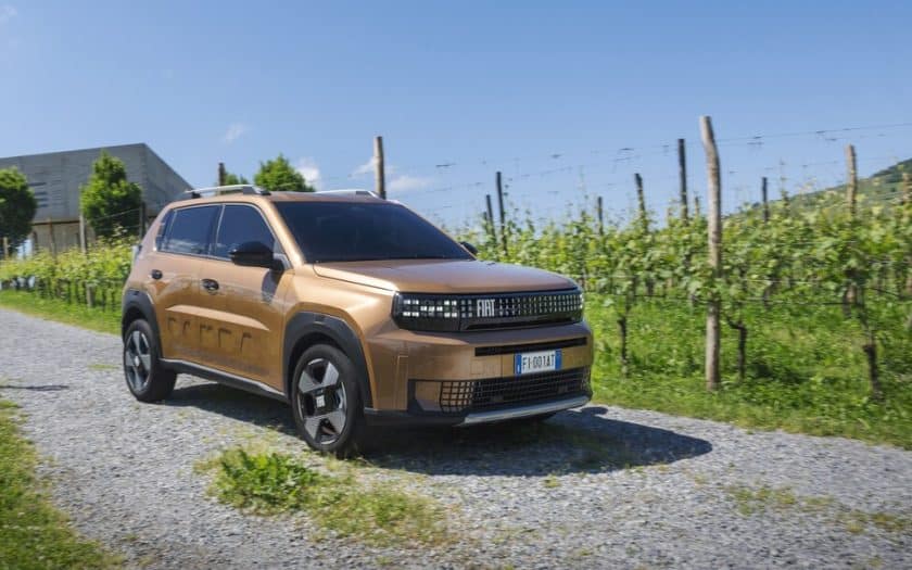 Fiat Grande Panda Hybrid Test Fahrzeug