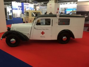 IFA F8 Krankenwagen   