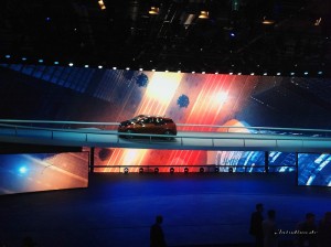 bmw-halle-iaa-2013