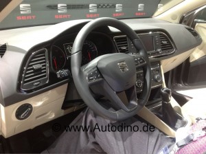 seat-leon-st-5-tuerer_innenraum