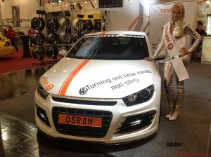 essen-motor-show-hostess_as