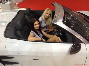 essen-motor-show2012_girls6bearb