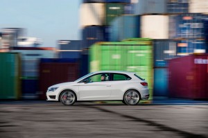 SEAT-LEON-CUPRA-weiss 1  