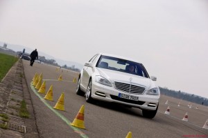 mercedes-workshop_15