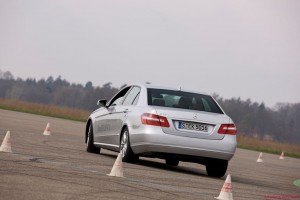 mercedes-workshop_16