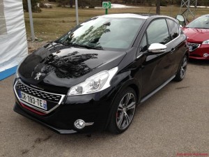 peugeot-208gti_5