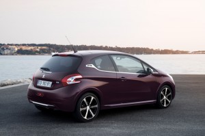 peugeot-208xy_b